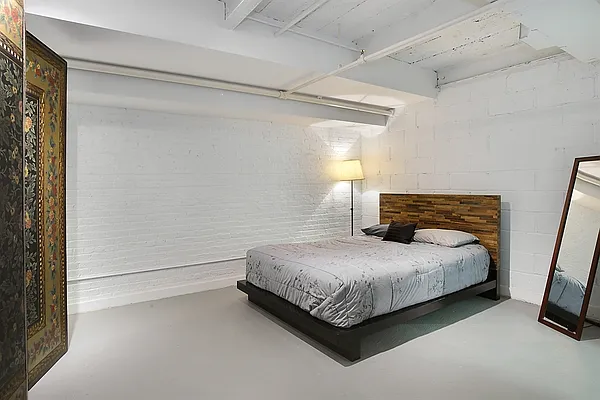 Sold by Corcoran | media 7