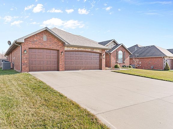 4th image of 5636 S Cottonwood Drive