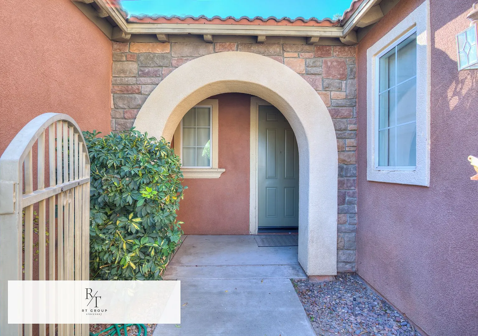 3 Bed | 2 Bath + Bonus Room-Perris | Val Verde School District — Photo 2