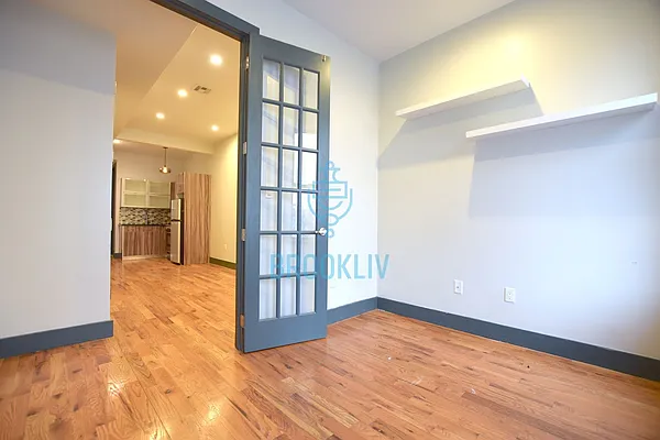 Rented by null | media 30