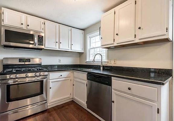 2nd image of 46 Village Green Dr #0