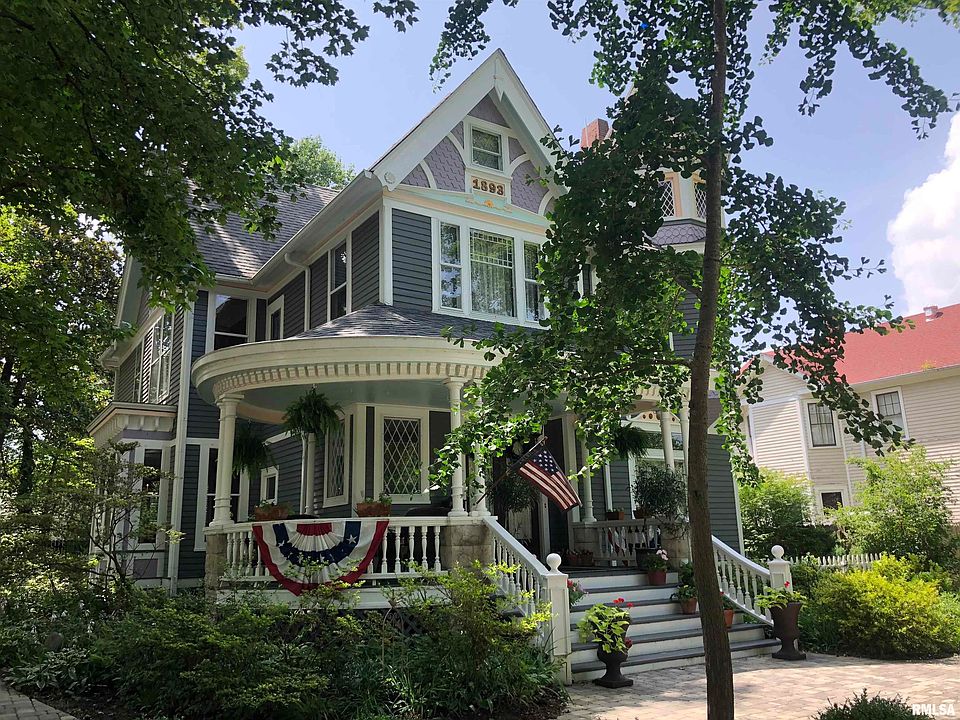 301 W High St, Anna, IL 62906 Zillow