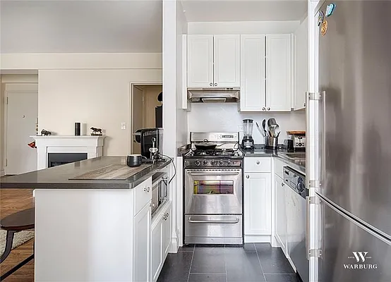 Rented by Warburg | media 9