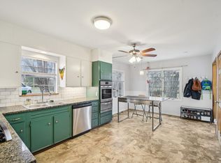 528 Old McDade Rd, Elgin, TX 78621