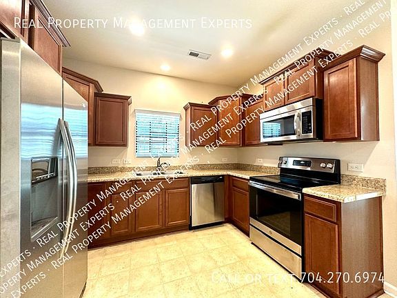 5th image of 14446 Glendon Hall Ln