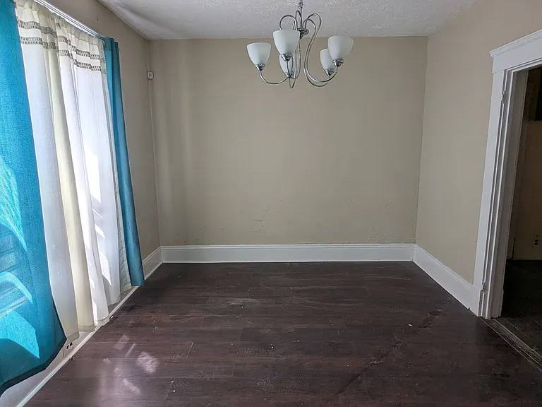 11412 Itasca Ave — Photo 9