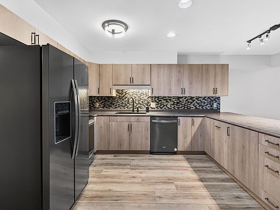 5th image of 511 W Griswold St APT 4
