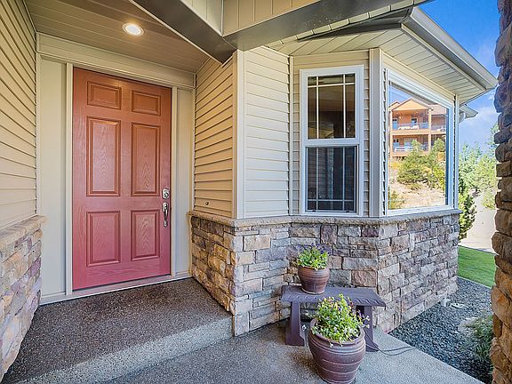 5th image of 5823 N Vista Ln
