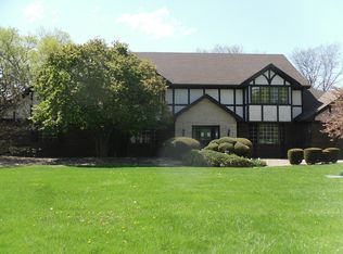 1179 Aberdeen Ln, Inverness, IL 60067