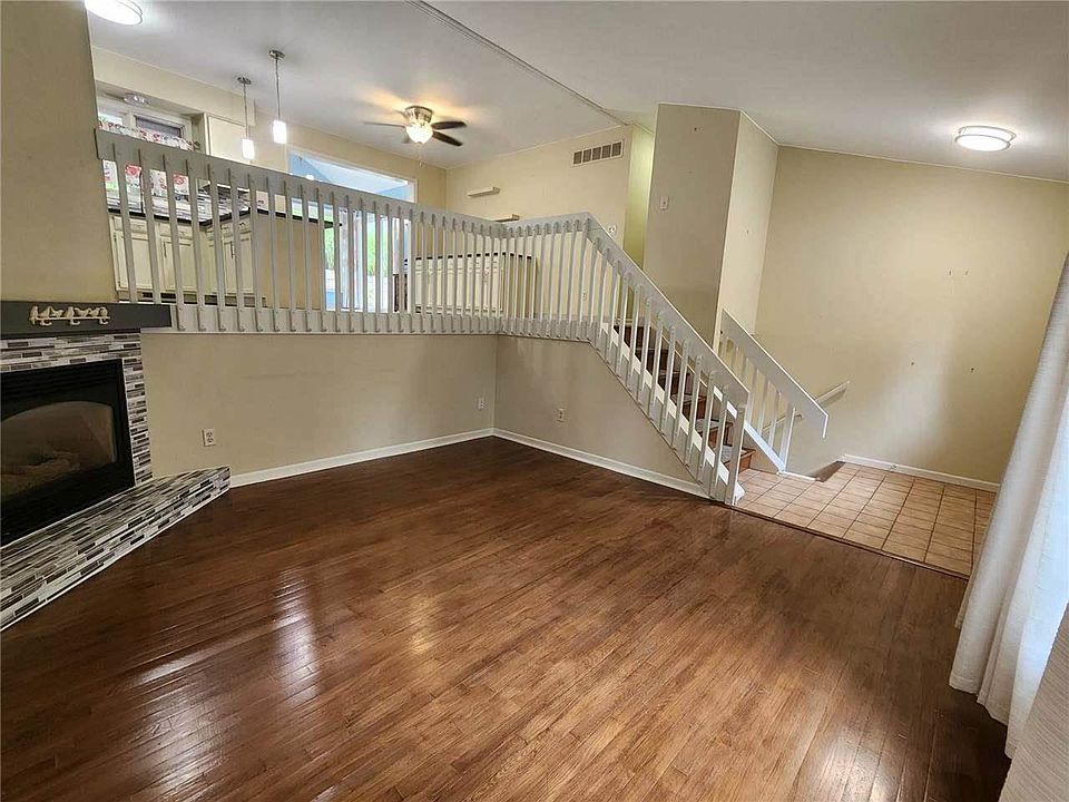 2748 Lake View Dr NE, Solon, IA 52333 Zillow