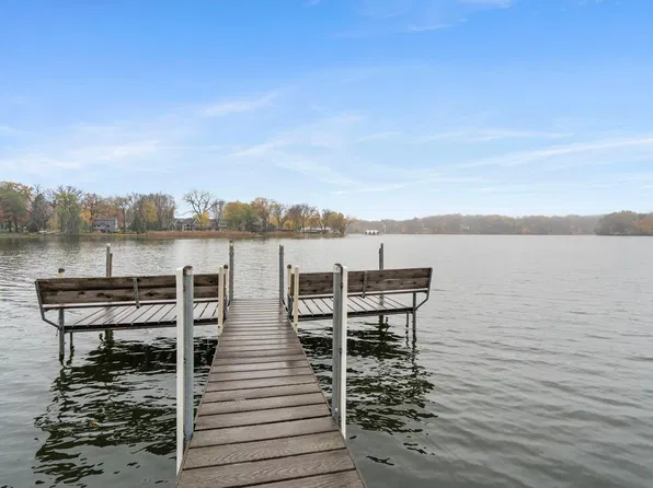 6800 Brule Cir, Chanhassen, MN 55317