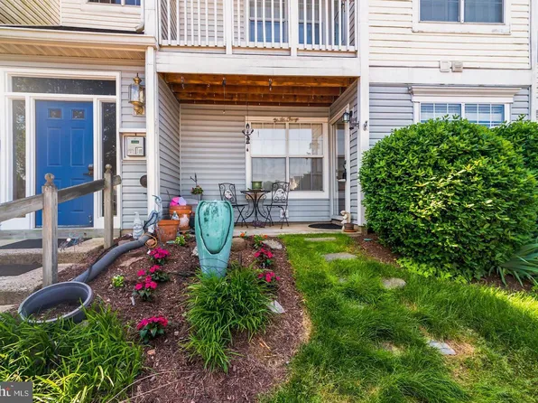 8058 Lisle Dr APT 104, Manassas, VA 20109
