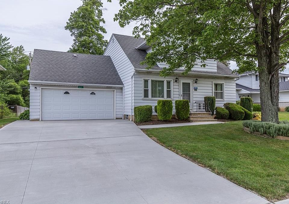 1st image of 5977 Ashcroft Dr