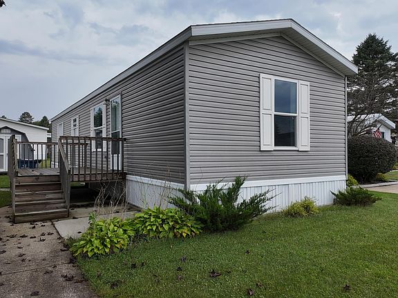 2nd image of 69205 Garver Lake Rd #30