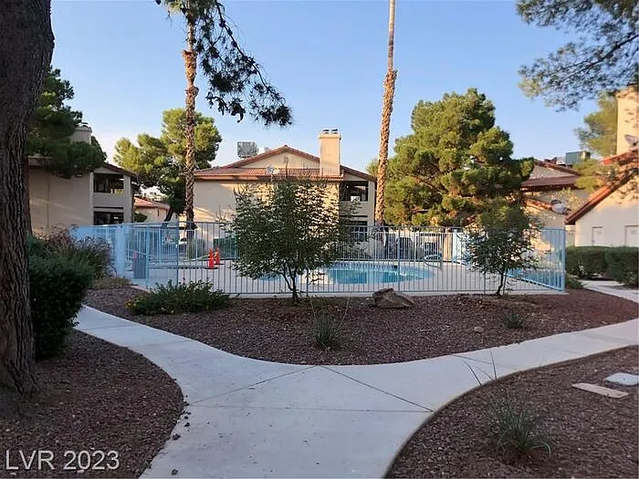 705 Rock Springs Dr #202 — Photo 19