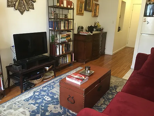 Rented by Bold New York | media 12