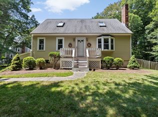58 Pudding Brook Dr, Pembroke, MA 02359