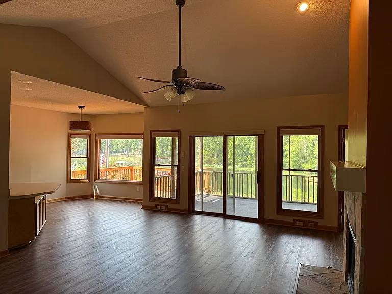 628 Willowood Pkwy — Photo 4