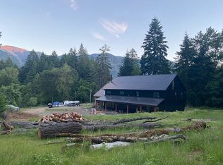 242 Wind Mountain Rd, Stevenson, WA 98648