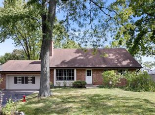 117 Beverly Rd, Barrington, IL 60010