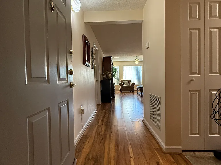 1231 Ladys Island Dr — Photo 8