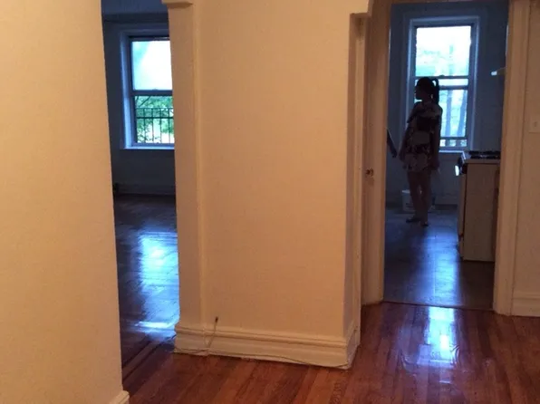 234 E 93rd St, Brooklyn, NY 11212