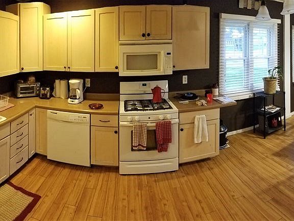 5th image of 154 E Orange Ave