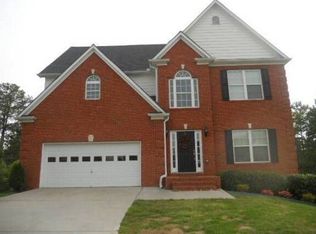 6491 Millstone Cove Dr, Flowery Branch, GA 30542