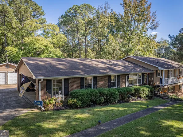 512 Whitaker Rd, Lagrange, GA 30240