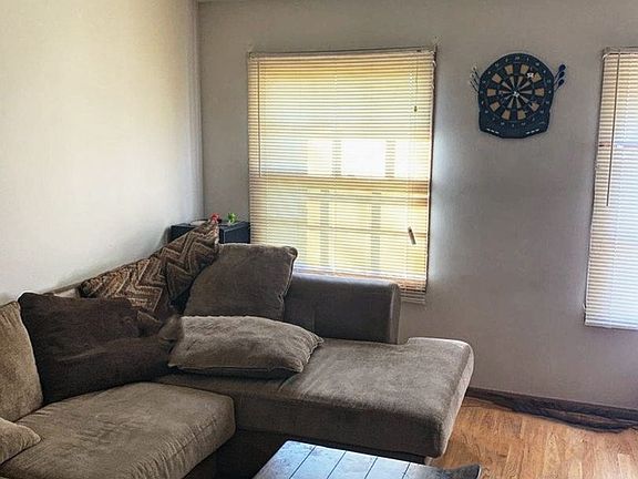 5th image of 6606 W Medford Ave #1