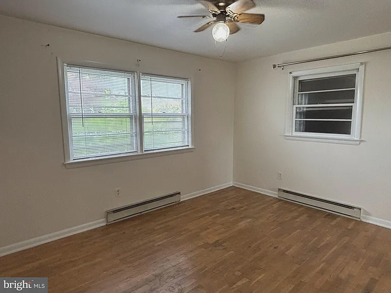 602 N Marshall St — Photo 10