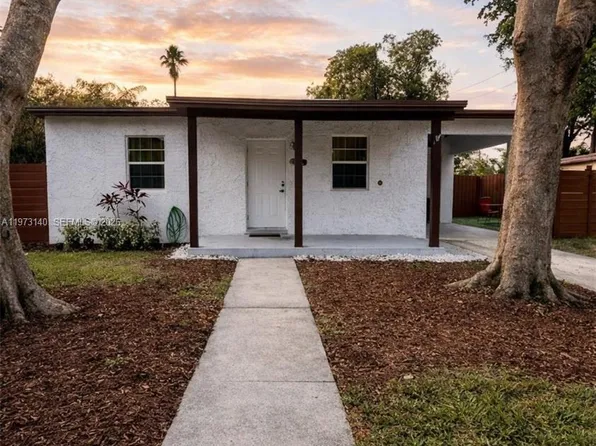 133 SW 22nd Ter, Fort Lauderdale, FL 33312