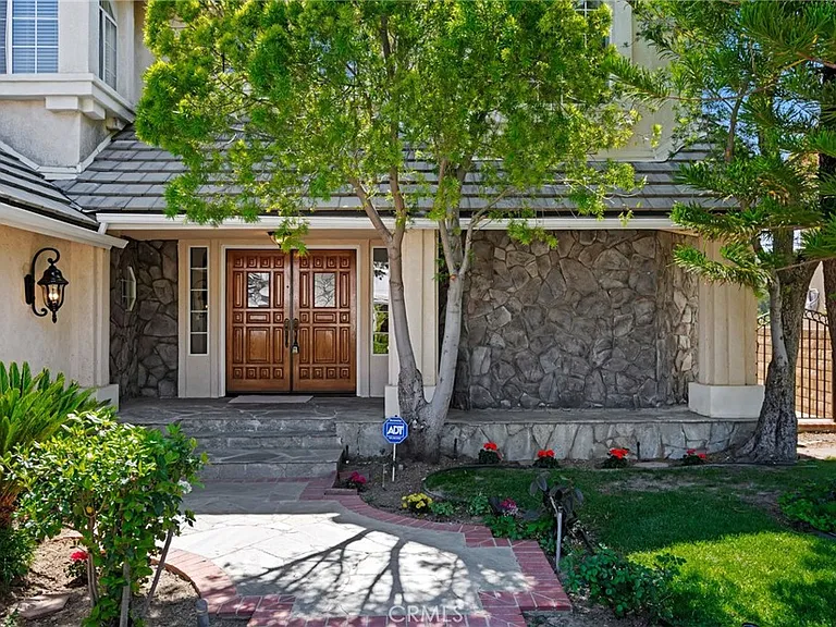17830 Arvida Dr — Photo 3