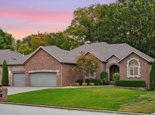 5058 S Burrows Ave, Springfield, MO 65810