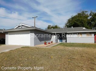 6853 Peck Dr, Sacramento, CA 95828