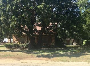 210 Decatur St, Nocona, TX 76255