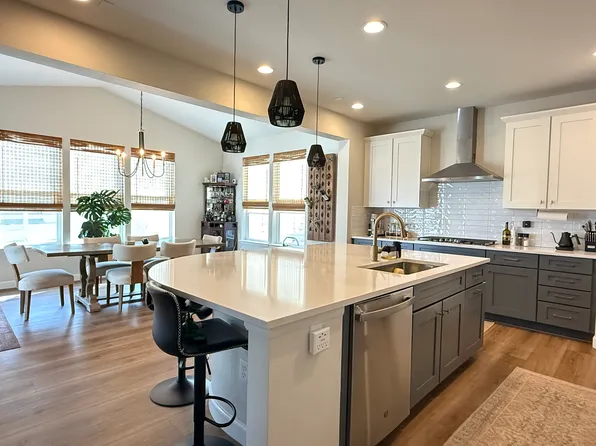 8940 Animas River St, Littleton, CO 80125