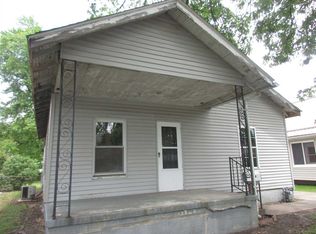 1306 State St, Vincennes, IN 47591