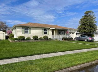 208 20th St, Brigantine, NJ 08203
