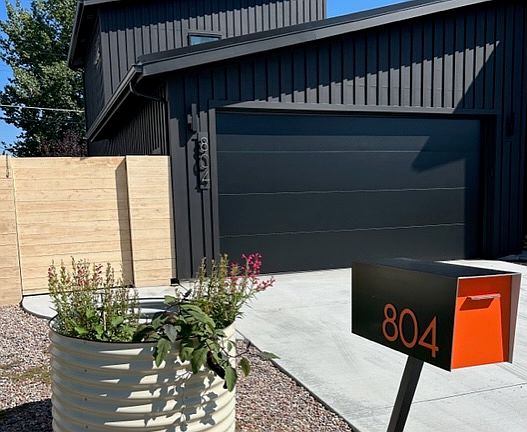 2nd image of 804 W Elwood Dr #804