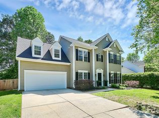 13702 Damson Dr, Huntersville, NC 28078