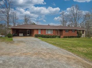 6214 Mize Rd, Toccoa, GA 30577