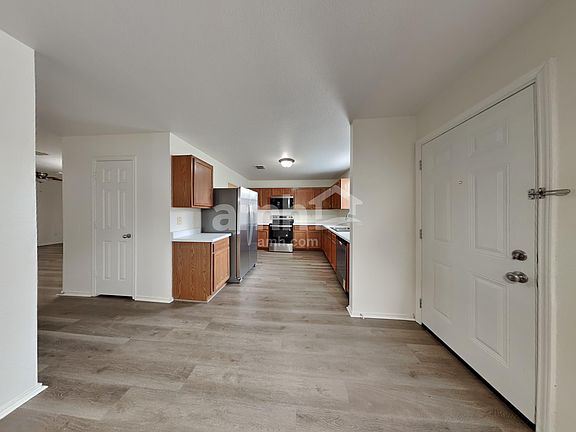 4th image of 1436 Lauren Dr