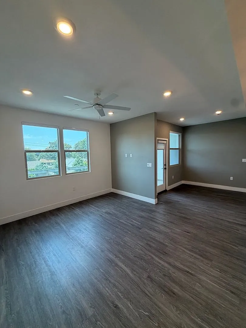 Cierra Apartments — Photo 4