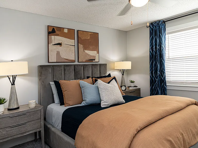 Bedroom with carpet