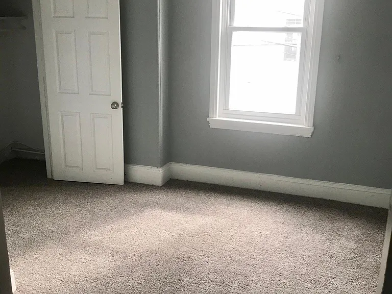 174 Grape St #1 — Photo 8