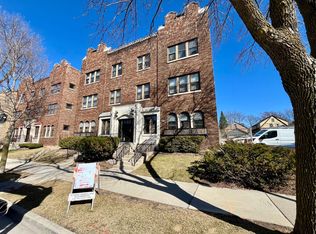 4460 N Oakland Ave, Milwaukee, WI 53211