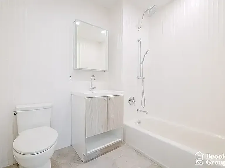 101-19 Rockaway Beach Blvd #3E — Photo 11