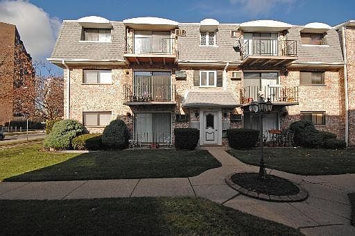 1st image of 5371 N Delphia Ave APT 172