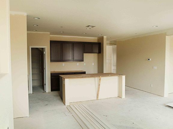 5th image of 2281 Dorset Ln